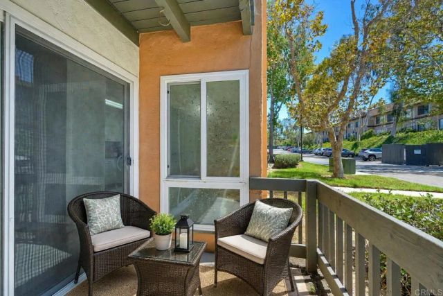 17093 W Bernardo Dr. 106, Rancho Bernardo (san Diego), CA 92127