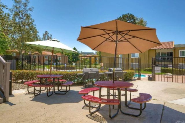 17093 W Bernardo Dr. 106, Rancho Bernardo (san Diego), CA 92127