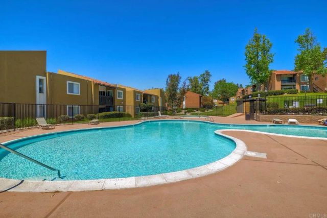 17093 W Bernardo Dr. 106, Rancho Bernardo (san Diego), CA 92127