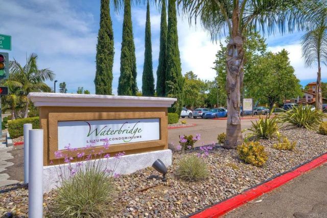17093 W Bernardo Dr. 106, Rancho Bernardo (san Diego), CA 92127