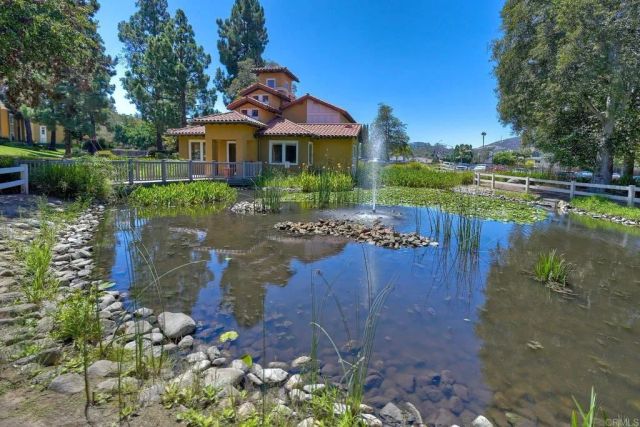 17093 W Bernardo Dr. 106, Rancho Bernardo (san Diego), CA 92127