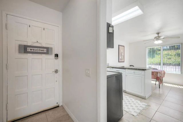 17093 W Bernardo Dr. 106, Rancho Bernardo (san Diego), CA 92127