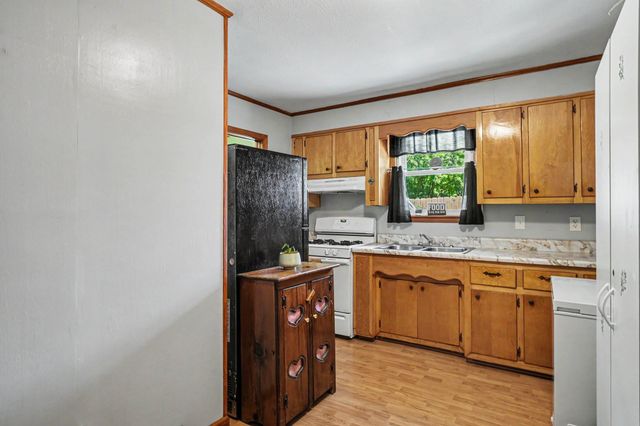 120 Slater Street, White Bluff, TN 37187