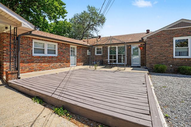 120 Slater Street, White Bluff, TN 37187