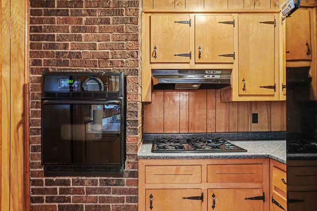 120 Slater Street, White Bluff, TN 37187