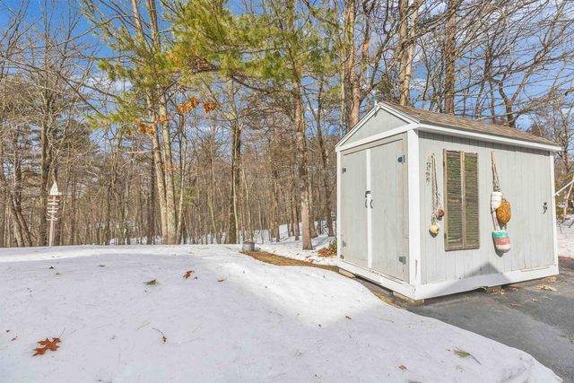 9 Quarry Road, Hooksett, NH 03106