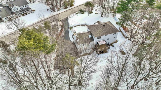 9 Quarry Road, Hooksett, NH 03106