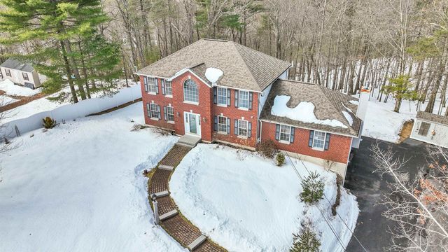 9 Quarry Road, Hooksett, NH 03106