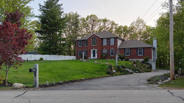 9 Quarry Road, Hooksett, NH 03106