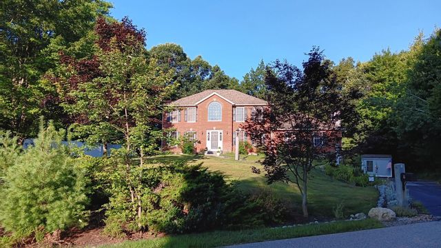 9 Quarry Road, Hooksett, NH 03106