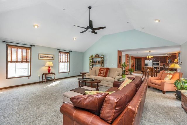 9 Quarry Road, Hooksett, NH 03106