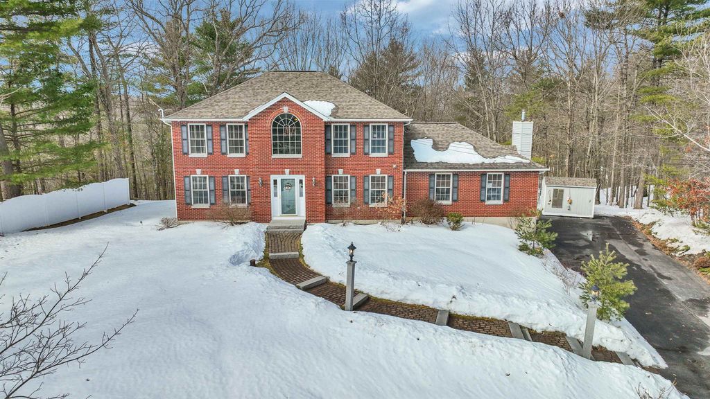 9 Quarry Road, Hooksett, NH 03106