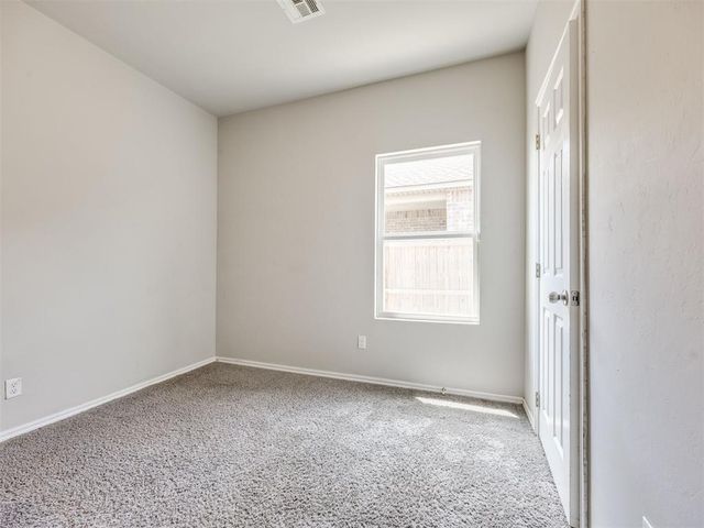 10012 Wimbledon Court, Nichols Hills, OK 73120