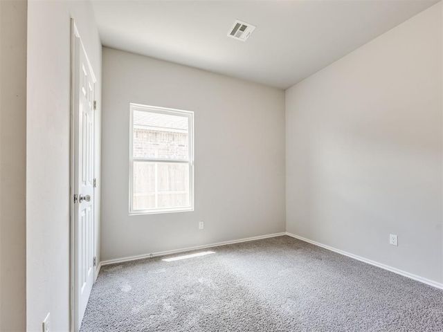 10012 Wimbledon Court, Nichols Hills, OK 73120