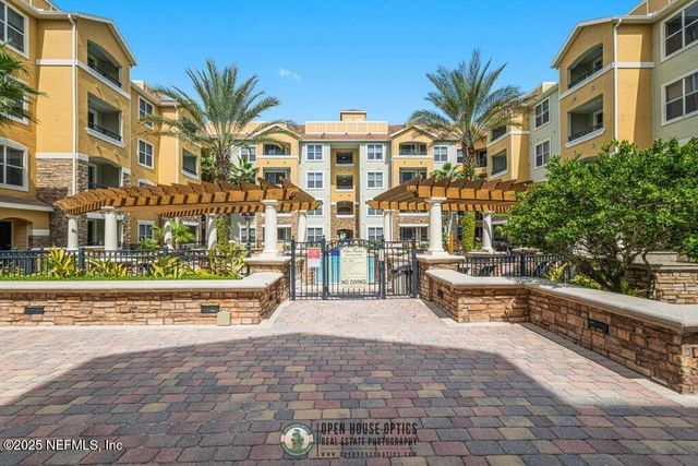 8539 GATE Parkway W 9325, Jacksonville, FL 32216