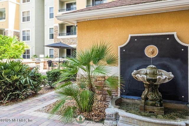 8539 GATE Parkway W 9325, Jacksonville, FL 32216