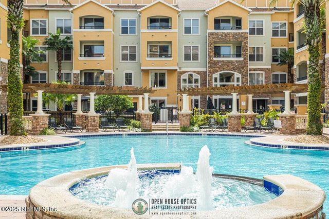 8539 GATE Parkway W 9325, Jacksonville, FL 32216