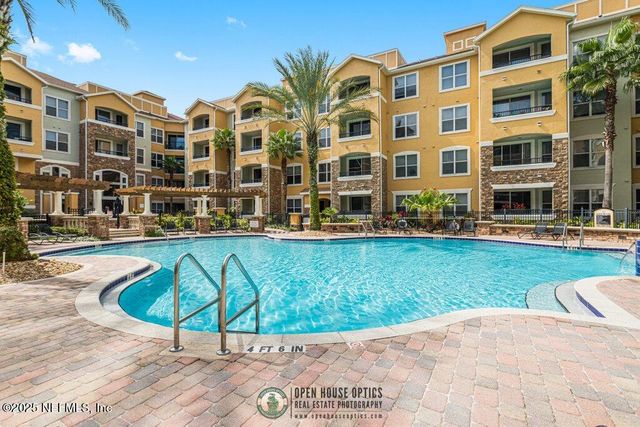 8539 GATE Parkway W 9325, Jacksonville, FL 32216