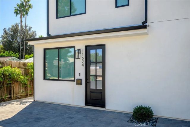11626 Weddington Street, North Hollywood, CA 91601