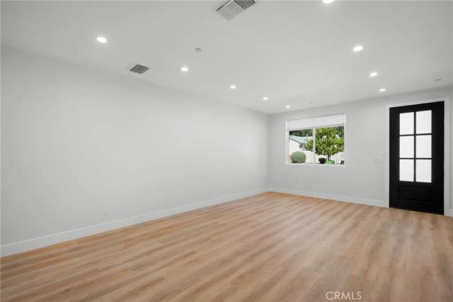 11626 Weddington Street, North Hollywood, CA 91601