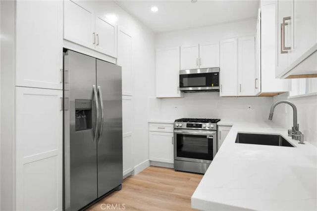 11626 Weddington Street, North Hollywood, CA 91601