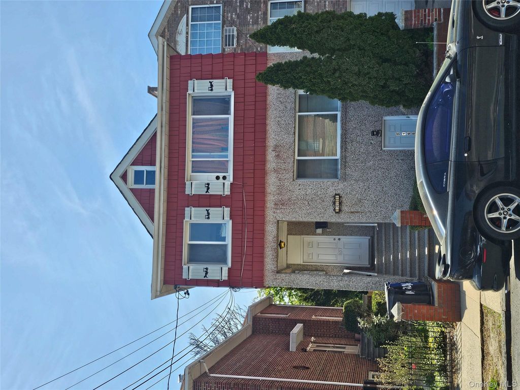 1657 Colden Avenue, Bronx, NY 10462