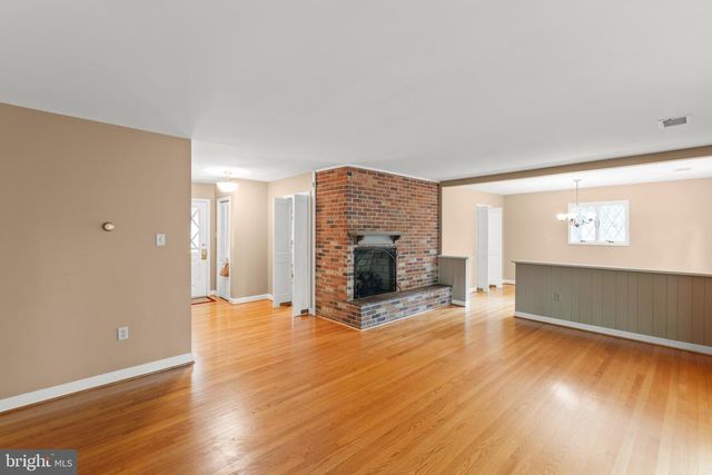 120 ARMSTRONG PL, Winchester, VA 22602