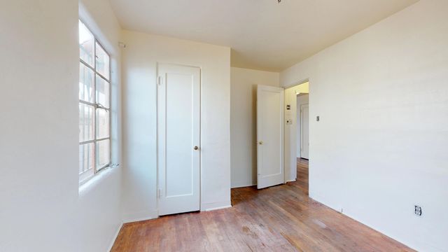 1105 Lead Avenue SW, Albuquerque, NM 87102