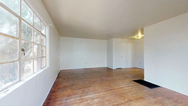 1105 Lead Avenue SW, Albuquerque, NM 87102