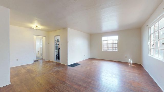 1105 Lead Avenue SW, Albuquerque, NM 87102