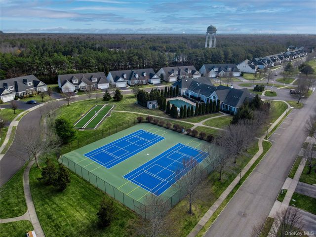 39 Kimberly Drive 39, Westhampton, NY 11977