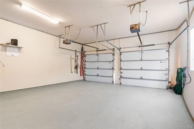 39 Kimberly Drive 39, Westhampton, NY 11977