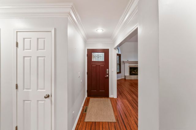 3265 S Oak Avenue, Springfield, MO 65804