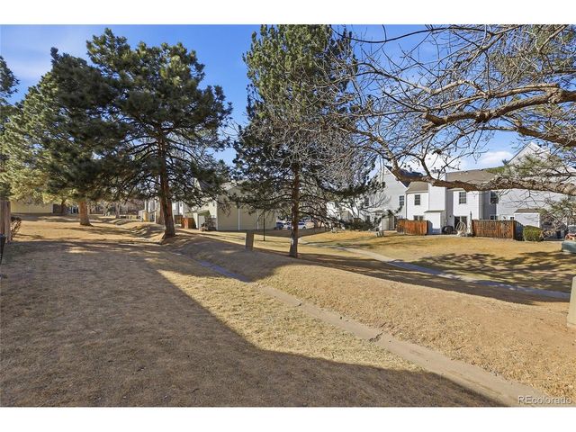 8879 W Floyd Ave, Lakewood, CO 80227