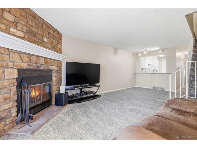 8879 W Floyd Ave, Lakewood, CO 80227