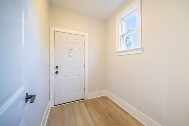 414 Billings Street, Elgin, IL 60123