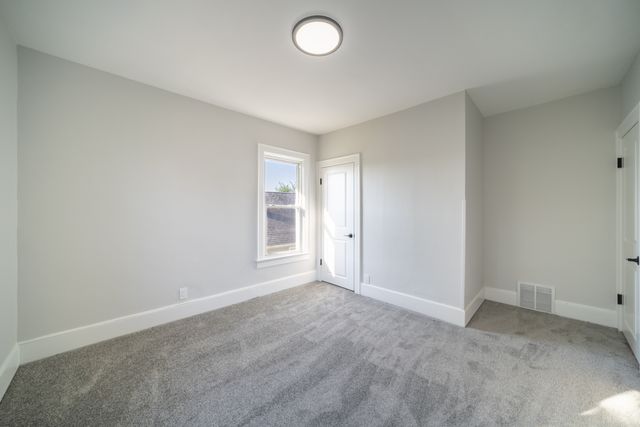 414 Billings Street, Elgin, IL 60123