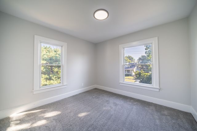 414 Billings Street, Elgin, IL 60123