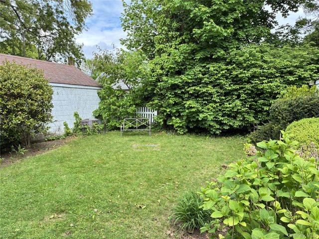 171 Locust Street, Floral Park, NY 11001