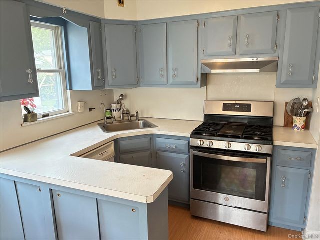 171 Locust Street, Floral Park, NY 11001