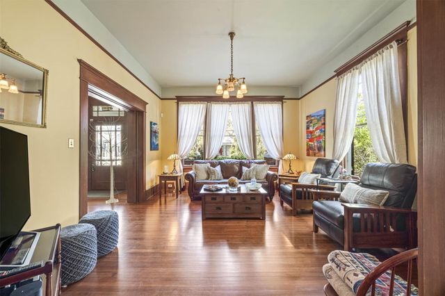 3315 Avenue O, Galveston, TX 77550