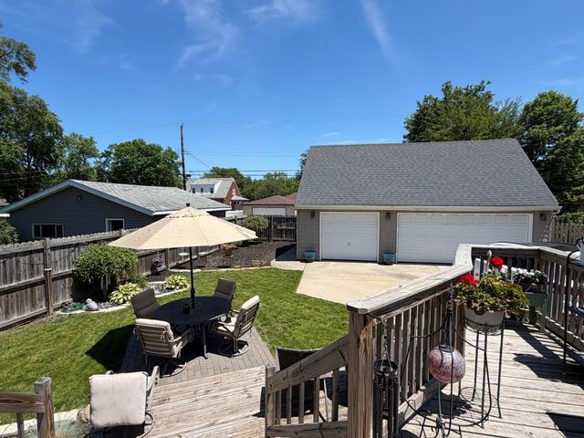 8039 Forest Avenue, Munster, IN 46321
