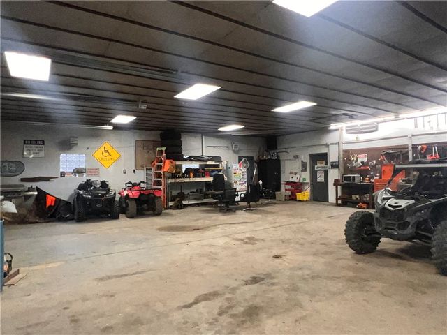 460 Davidson Rd, Plum Boro, PA 15239