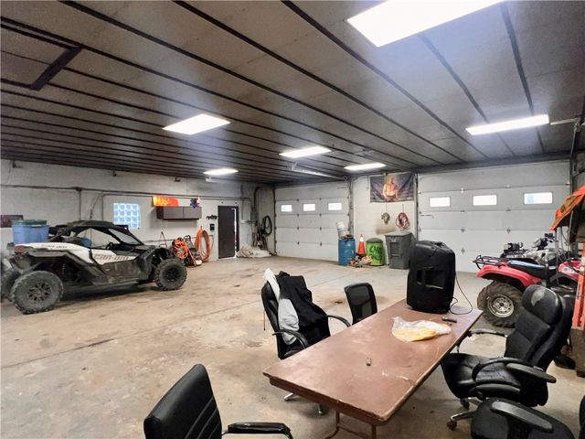 460 Davidson Rd, Plum Boro, PA 15239