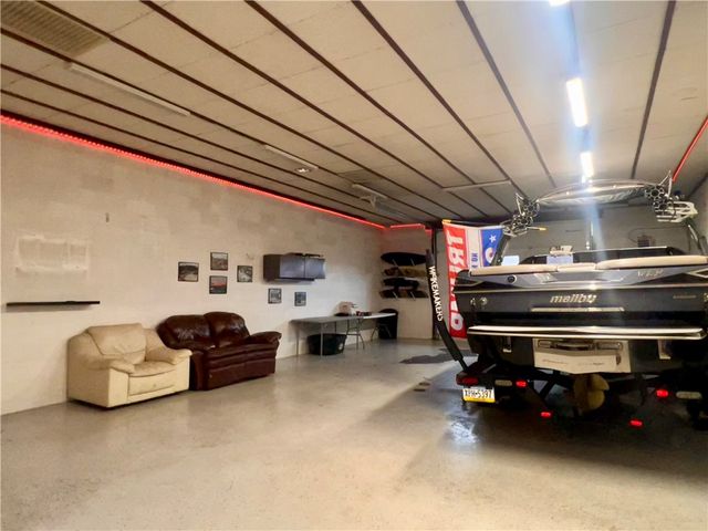 460 Davidson Rd, Plum Boro, PA 15239