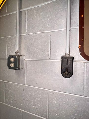 460 Davidson Rd, Plum Boro, PA 15239