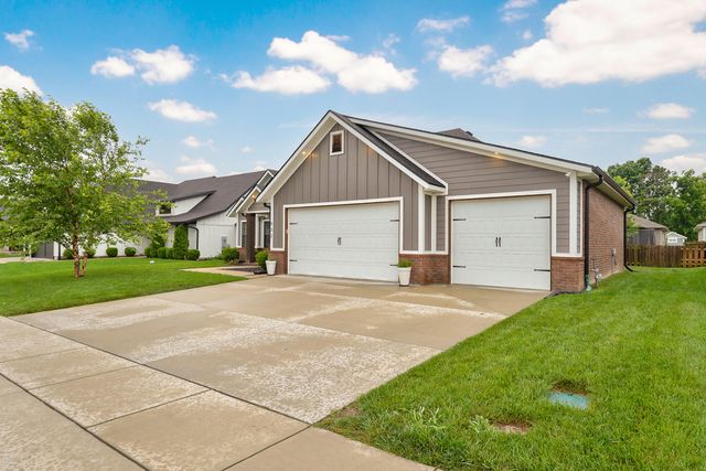 932 E Downshire Drive, Nixa, MO 65714