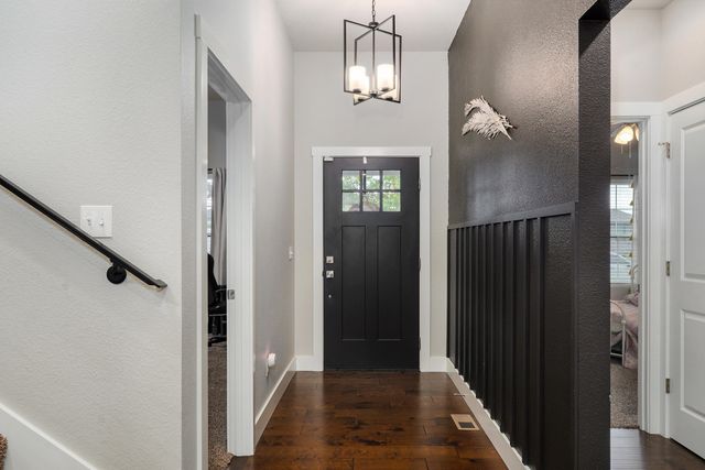 932 E Downshire Drive, Nixa, MO 65714