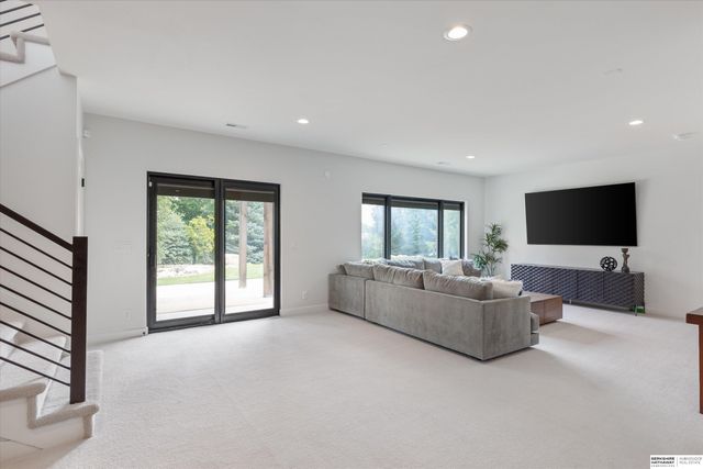 2428 S 182 Circle, Omaha, NE 68130