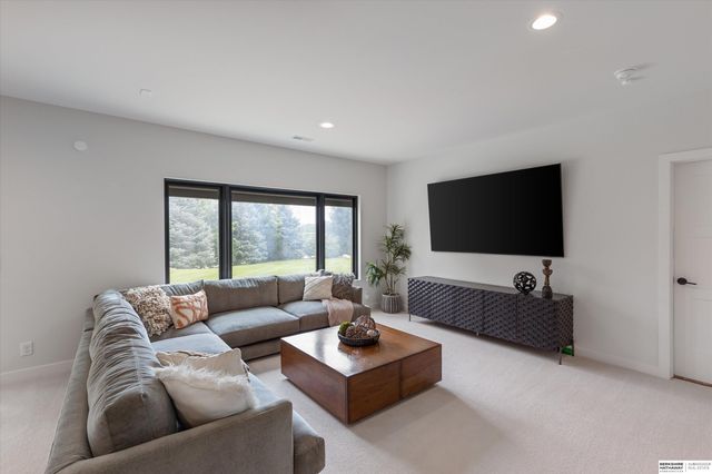 2428 S 182 Circle, Omaha, NE 68130